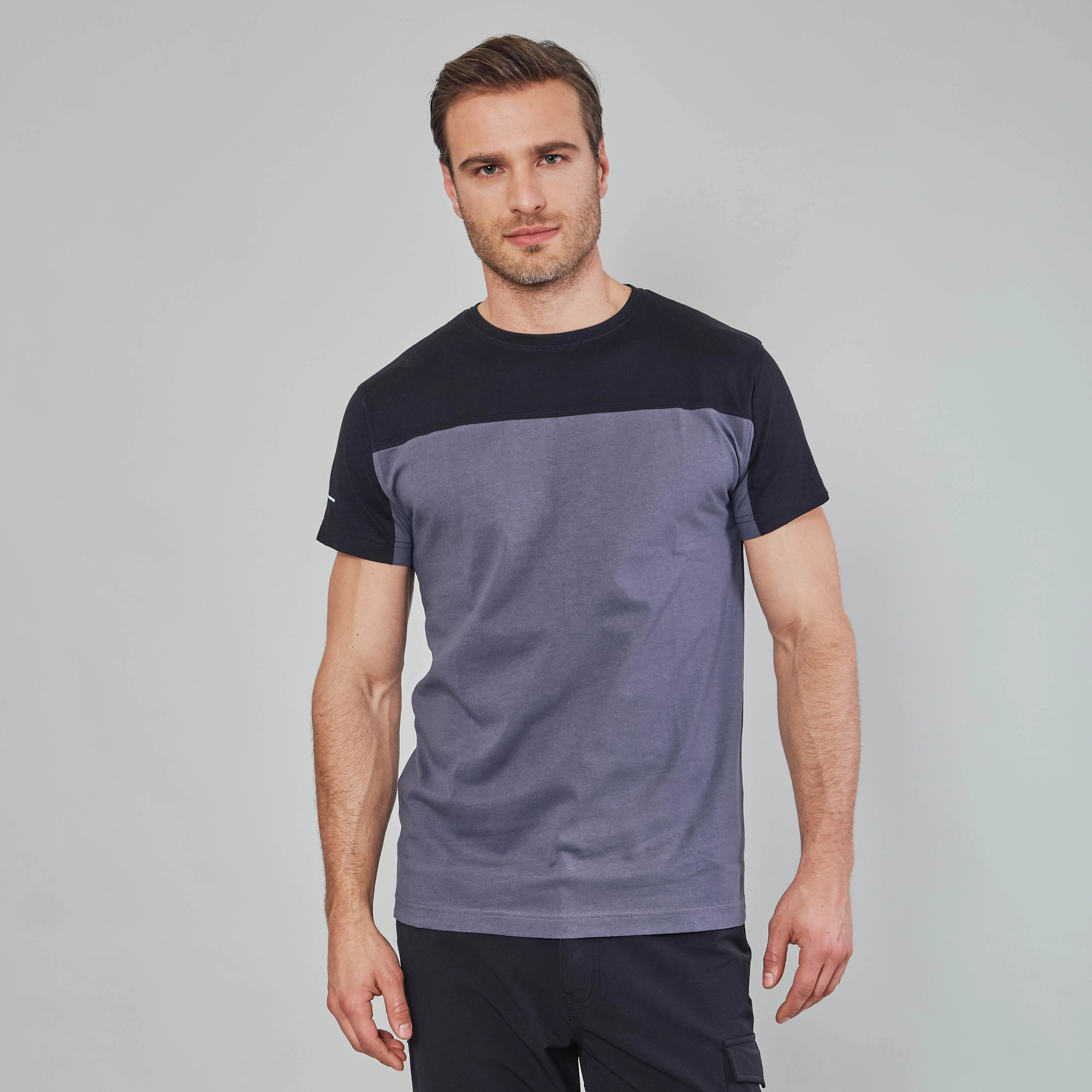 Immagine T-shirt Oviedo