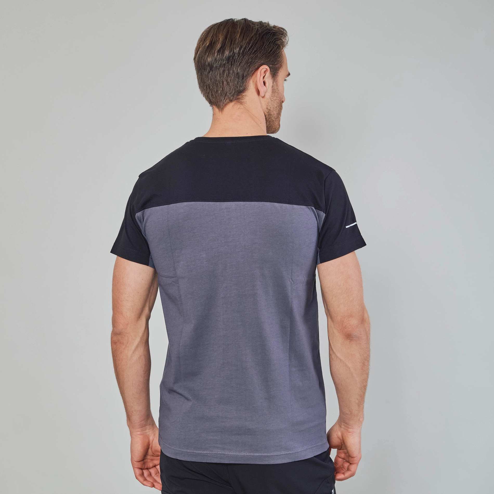 Immagine T-shirt Oviedo