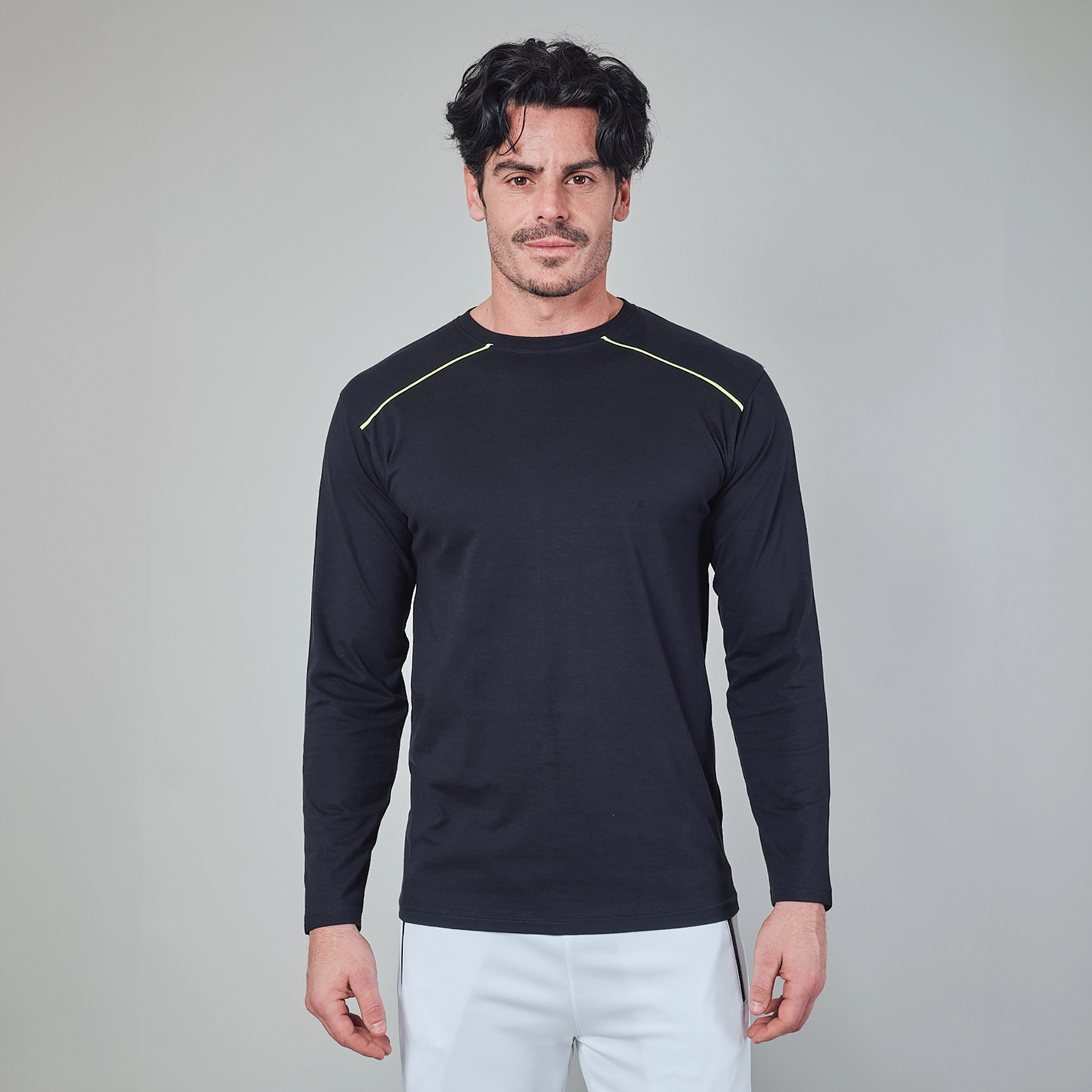 Immagine T-shirt Latina