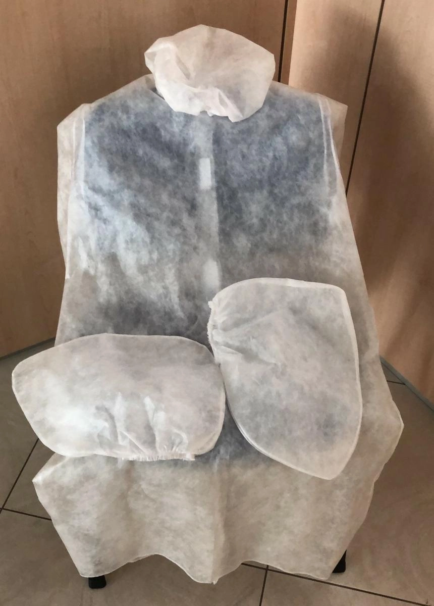 Immagine KIT MONOUSO CAMICE+CALZARI+CUFFIE