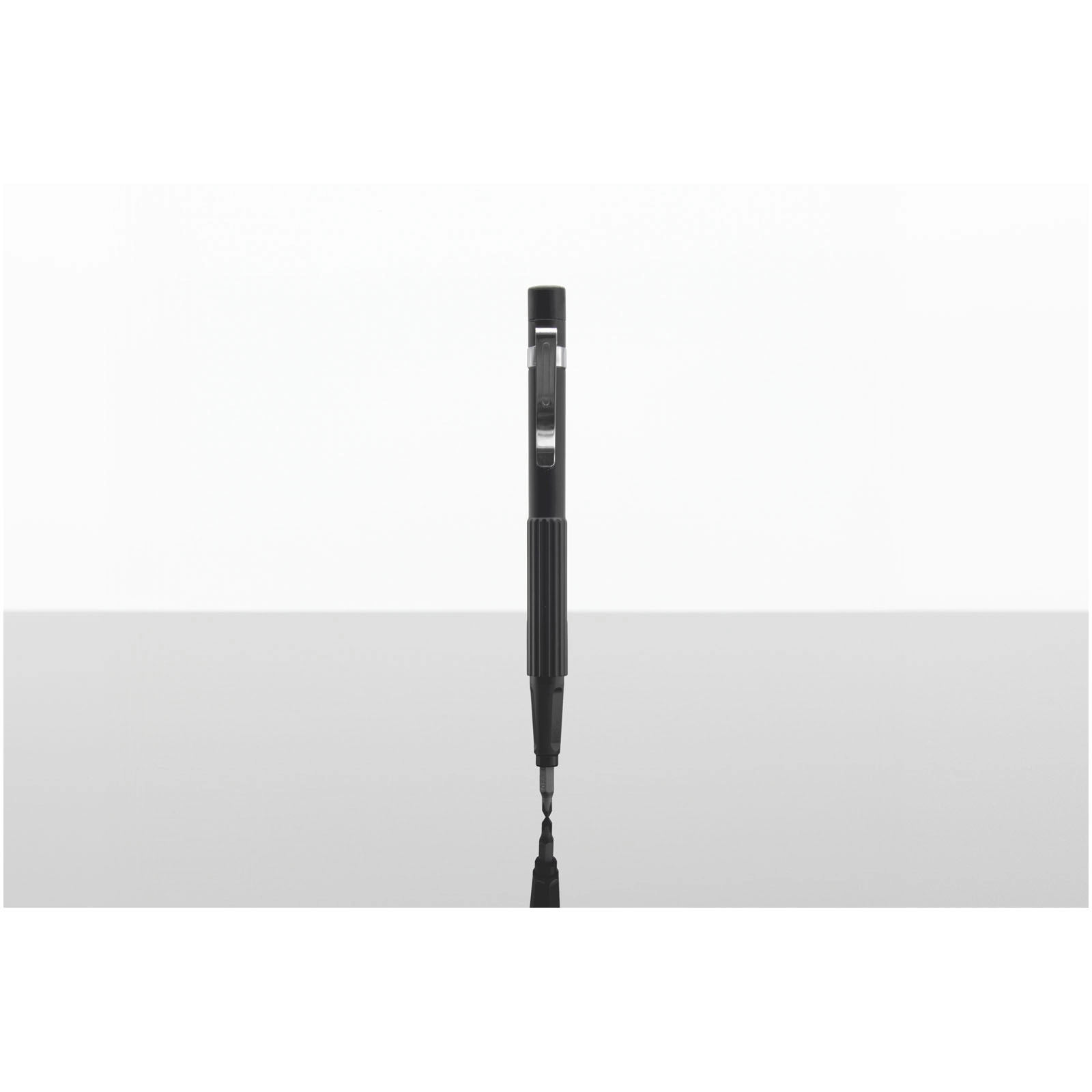 Immagine Cacciavite a forma di penna 12 in 1 SCX.design T17