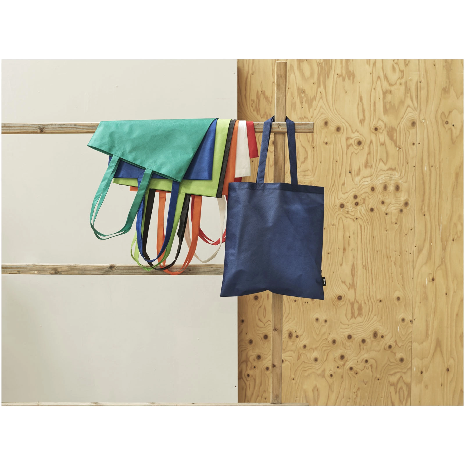 Immagine Tote bag convention in tessuto non tessuto riciclato certificato GRS Zeus 6l