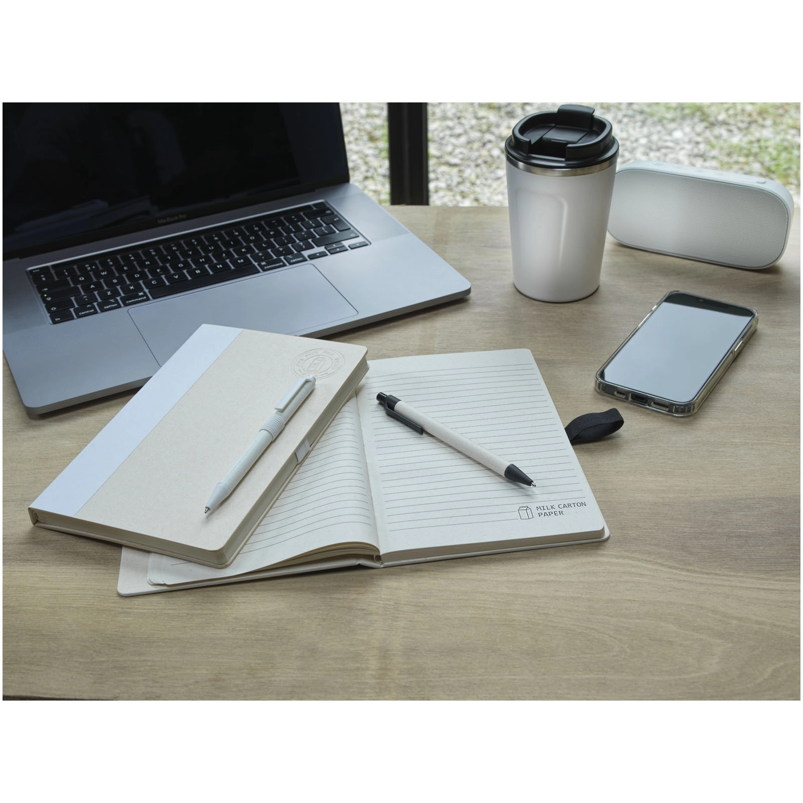 Immagine Set blocco note formato A5 e penna a sfera Dairy Dream realizzati con cartoni del latte riciclati