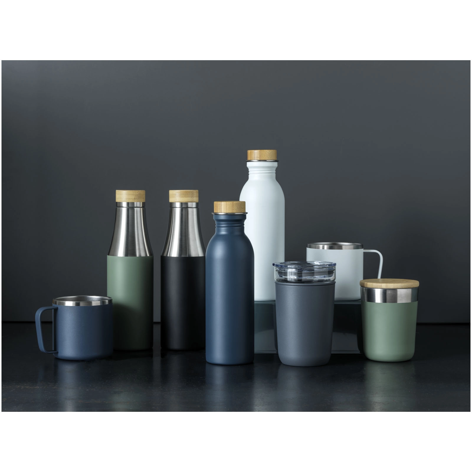 Immagine Bicchiere Bello da 420 ml in vetro con parete esterna in plastica riciclata