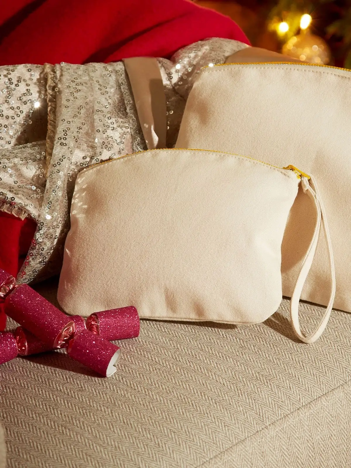 Immagine EarthAware Organic Spring Wristlet