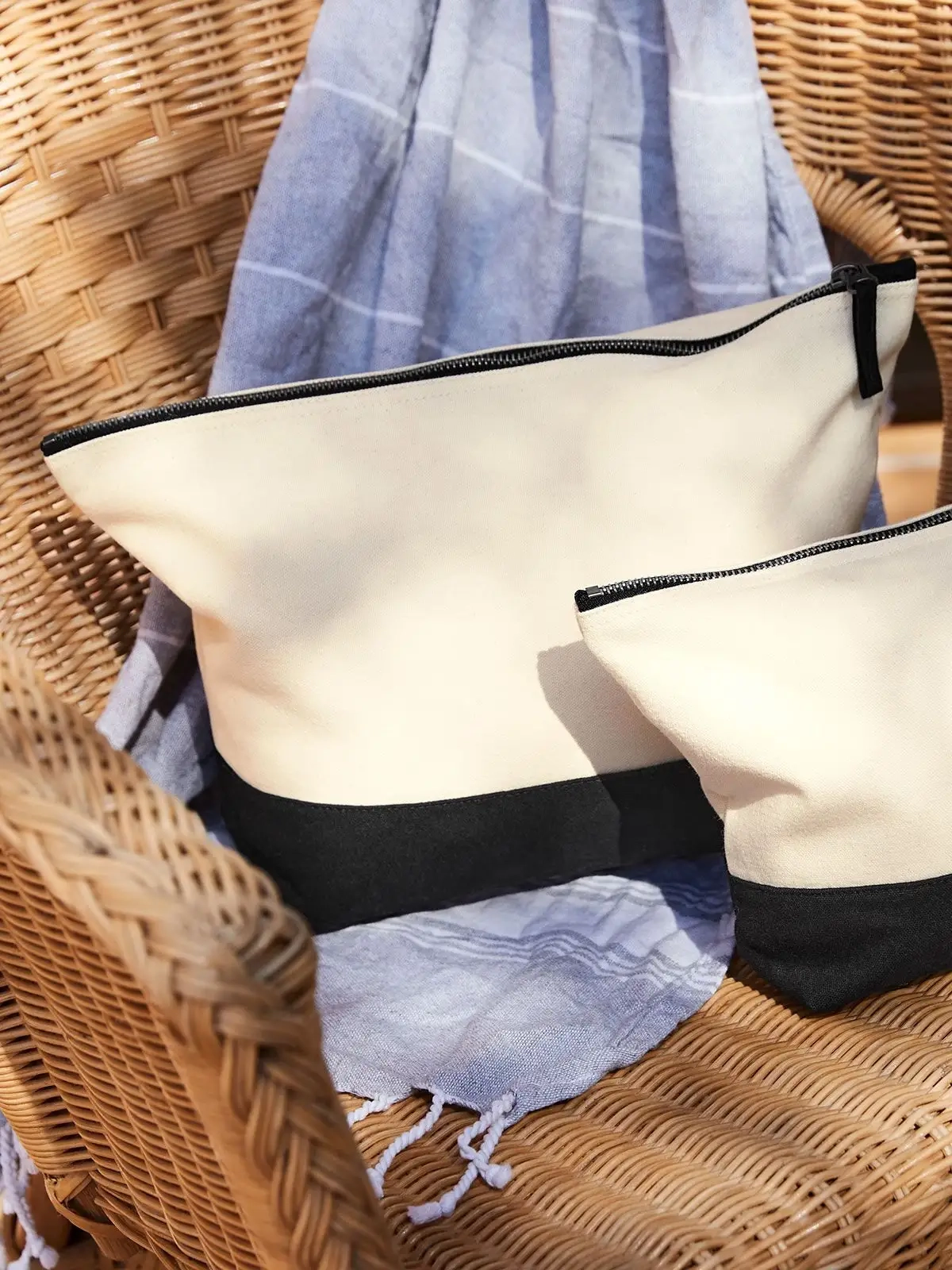 Immagine Dipped Base Canvas Accessory Bag L