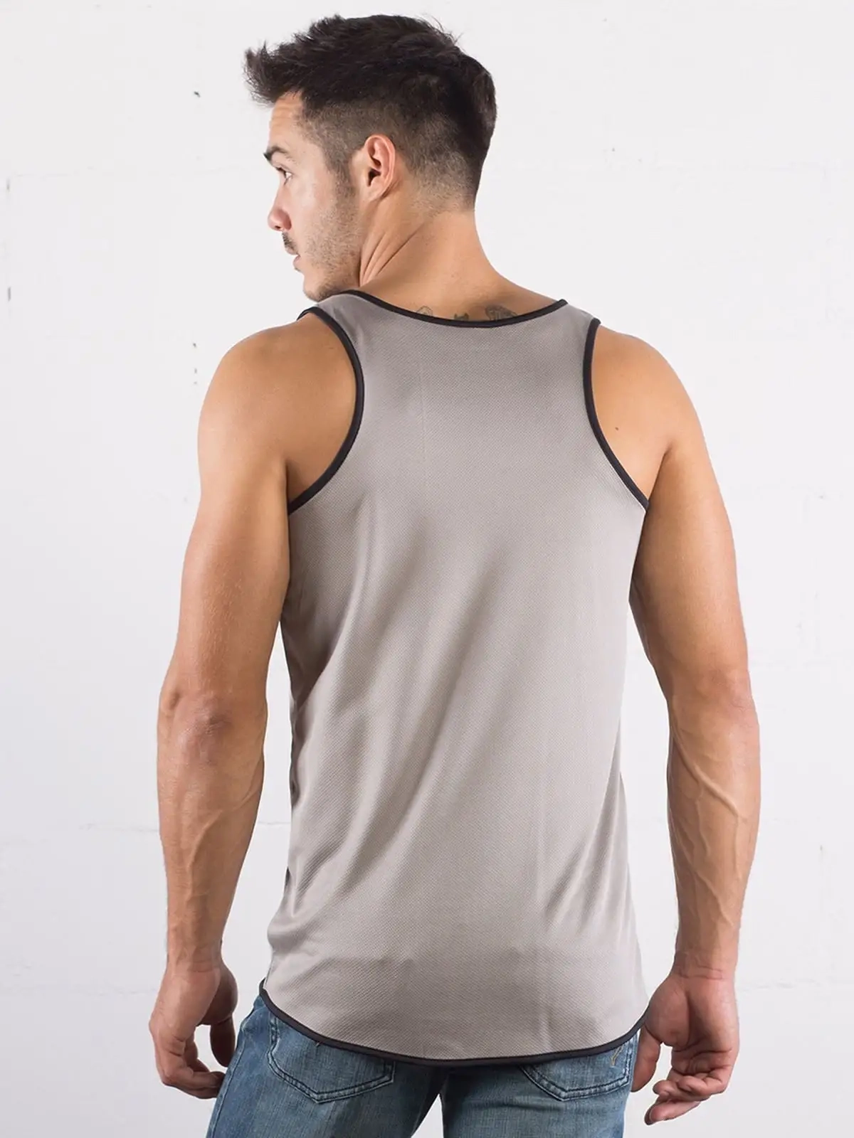 Immagine Ultra Tech Contrast Running and Sports Vest