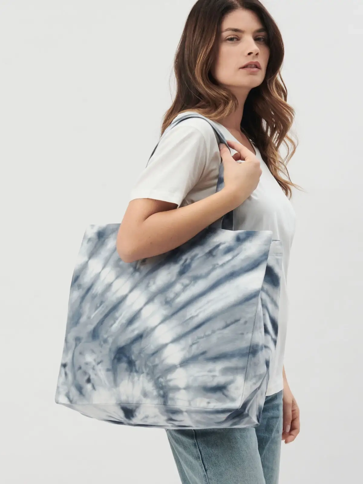 Immagine Shopper con manico lungo 58 cm. Prodotto stirato per una migliore stampabilità. - Esmeralda