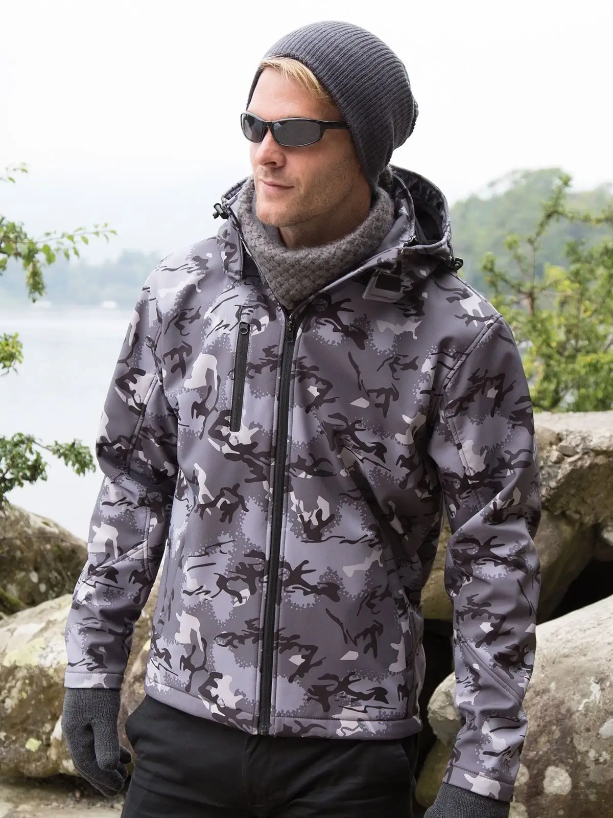 Immagine Camo TX Performance Hooded Softshell Jacket