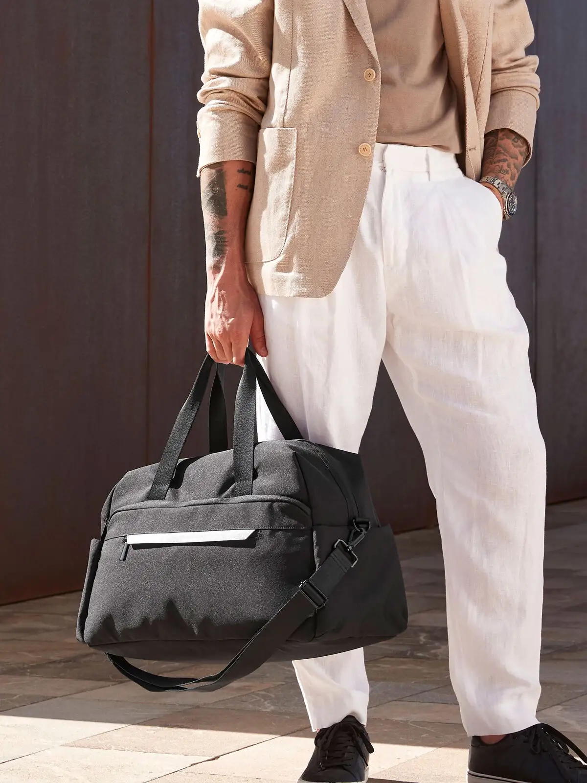 Immagine Airside Weekender