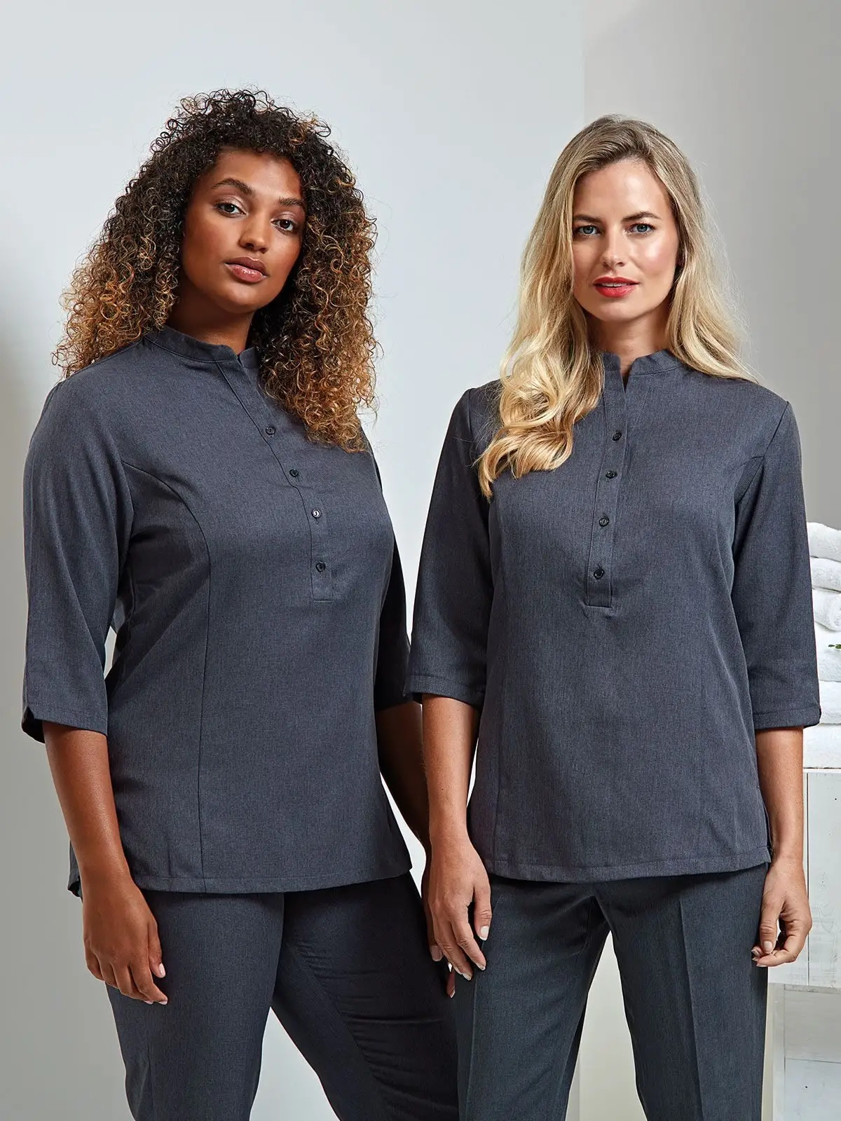 Immagine Verbena Linen Look Button Up Beauty Tunic