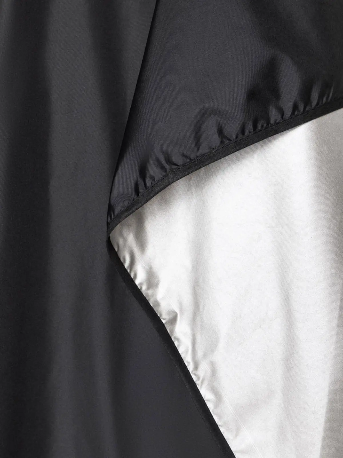 Immagine Salon Dye cape with hand grips