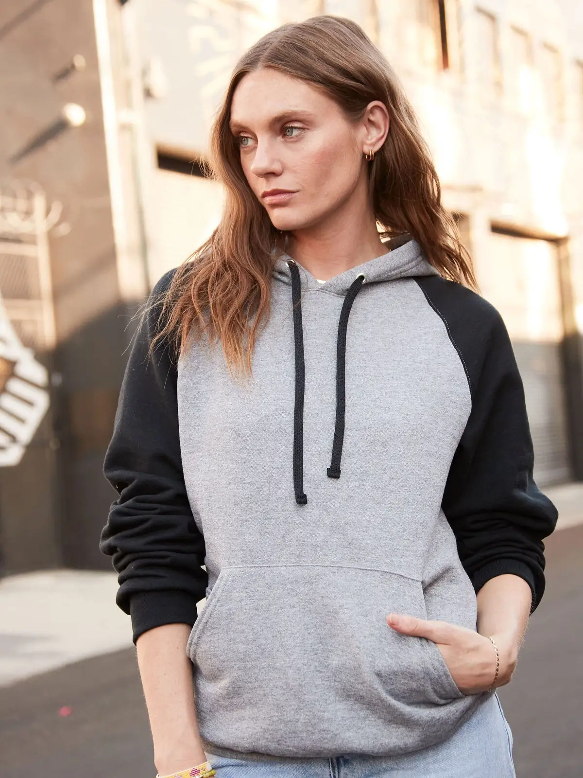 Immagine NuBlend Colour Block Raglan Hooded Sweatshirt