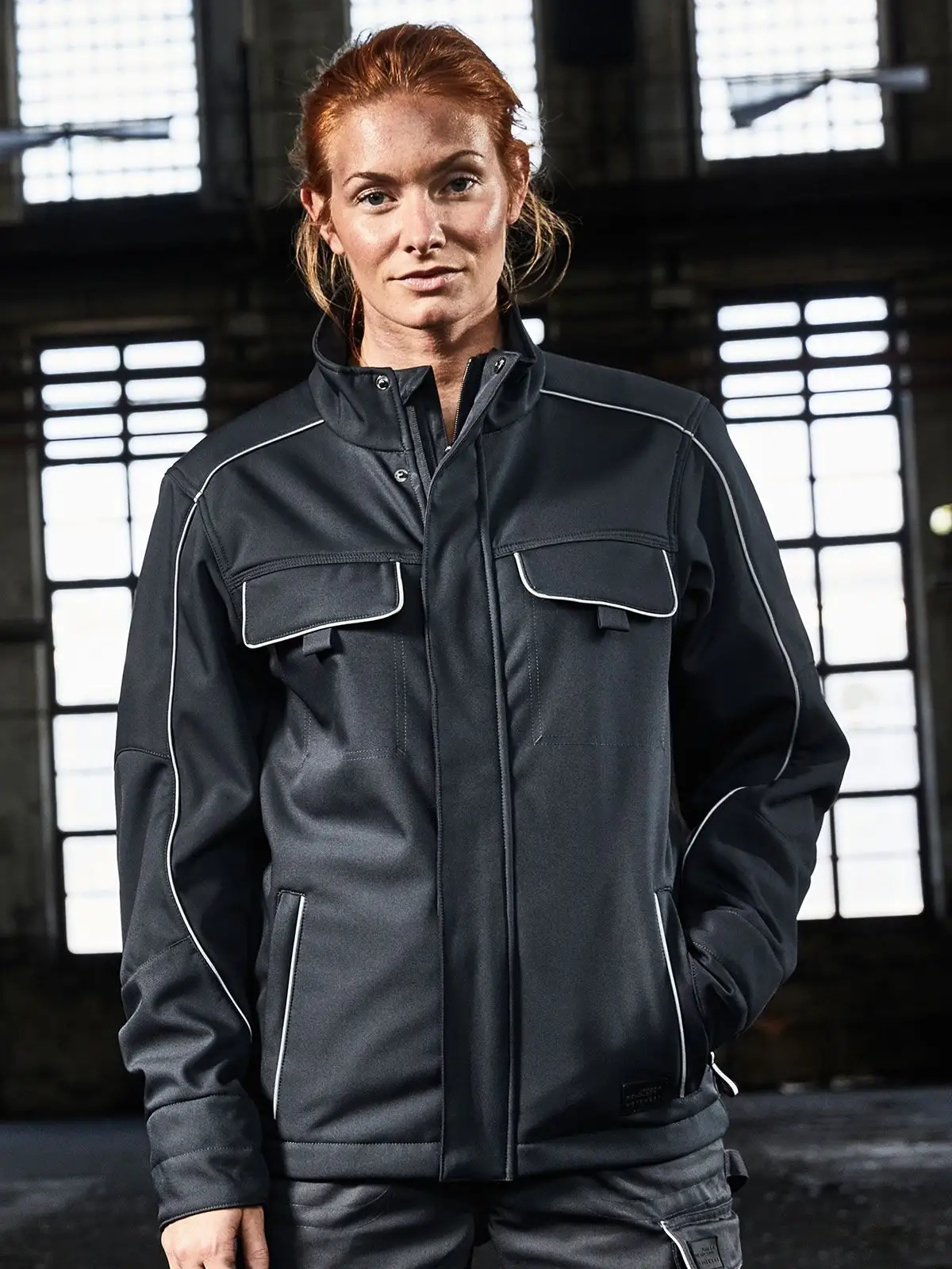 Immagine Workwear Softshell Jacket - Solid
