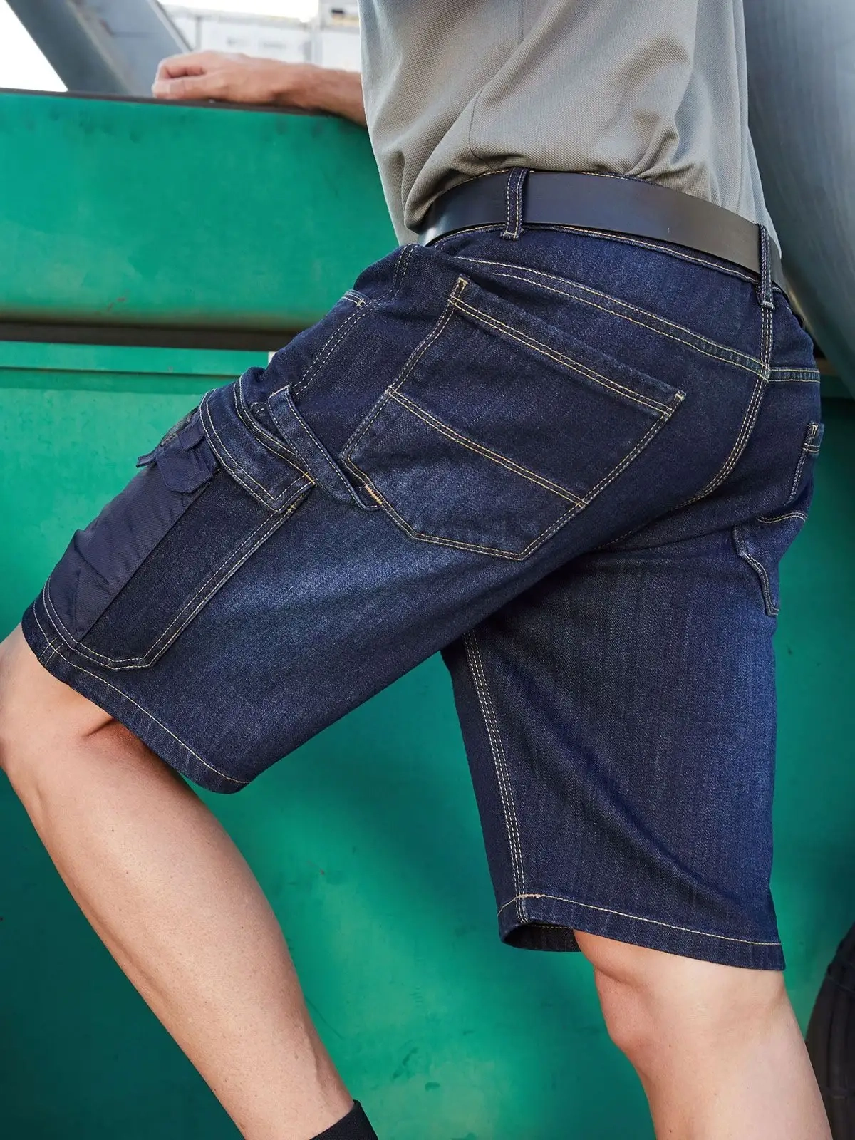 Immagine Workwear Stretch Bermuda-Jeans