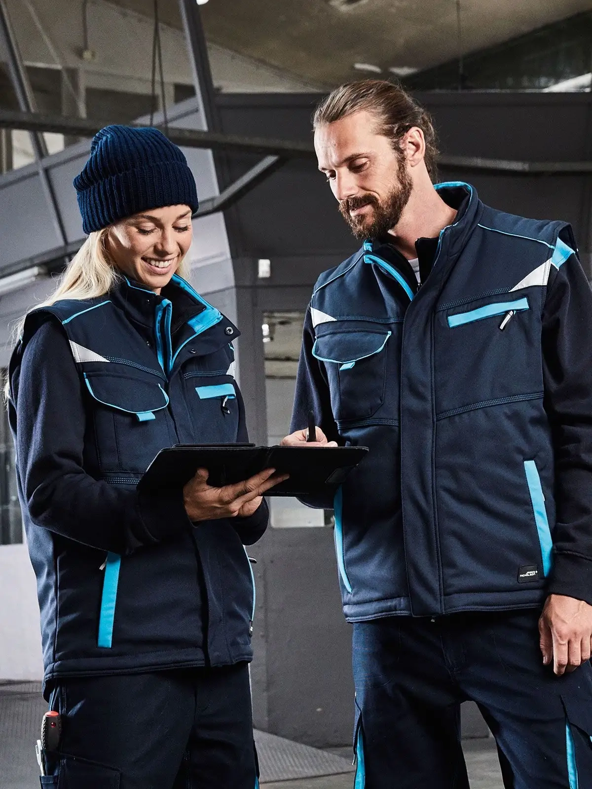 Immagine Workwear Softshell Padded Vest - Color