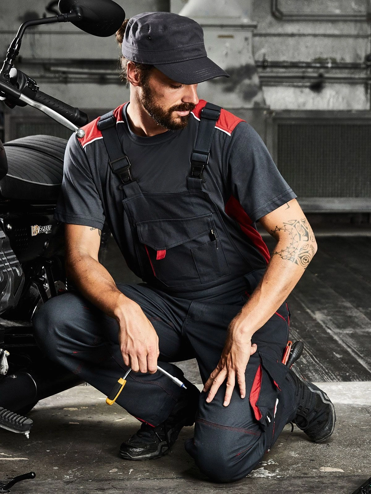 Immagine Workwear Pants with Bib - Color