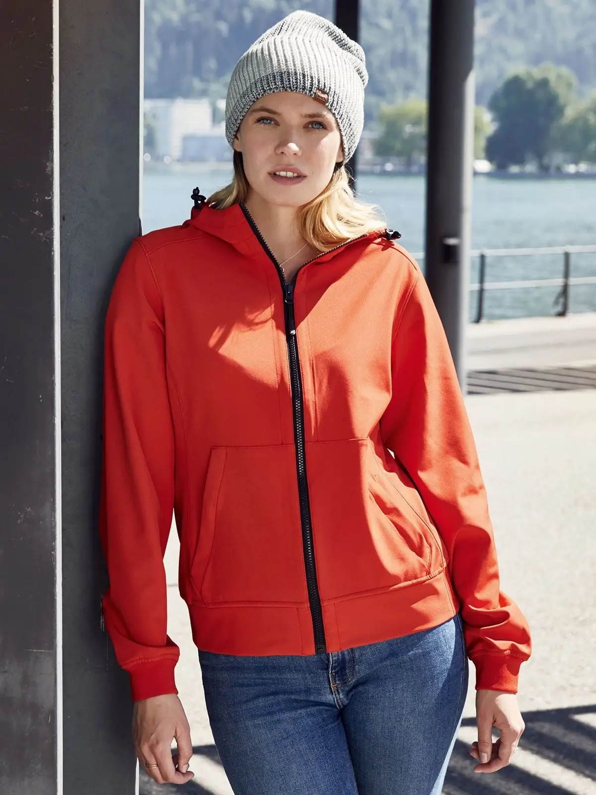 Immagine Ladies' Hooded Softshell Jacket
