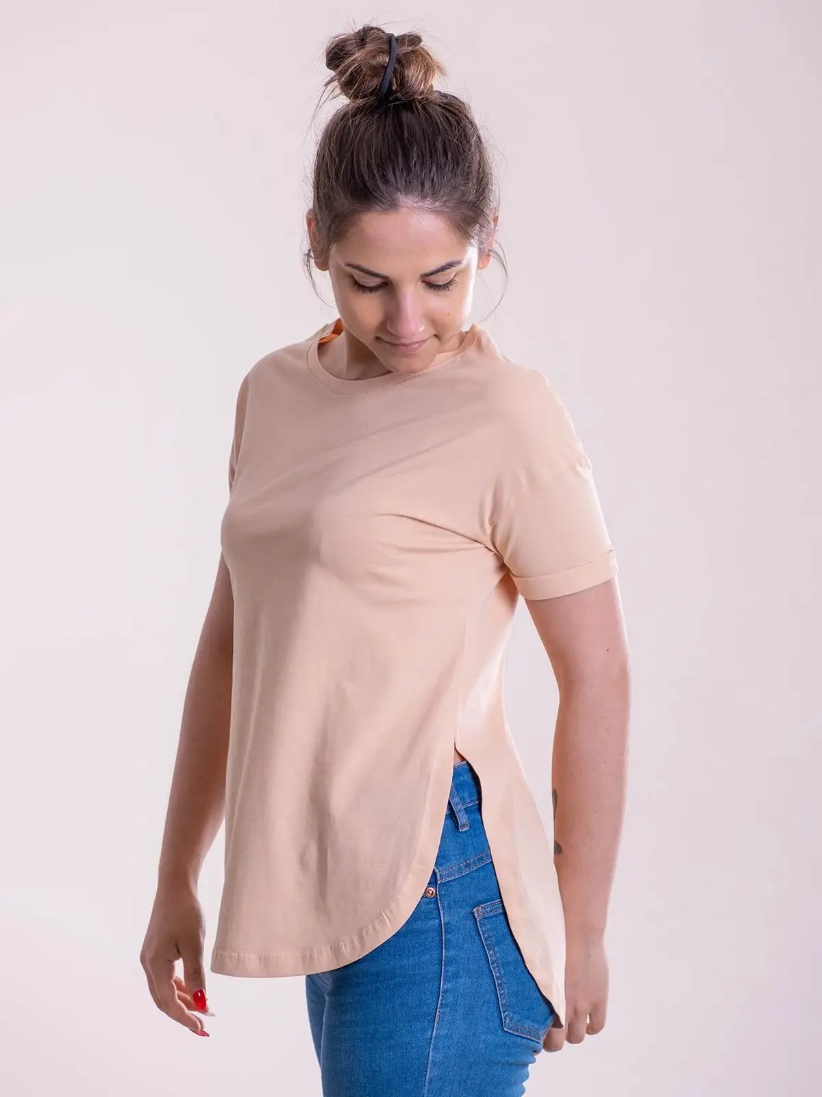 Immagine T-shirt girocollo donna manica corta