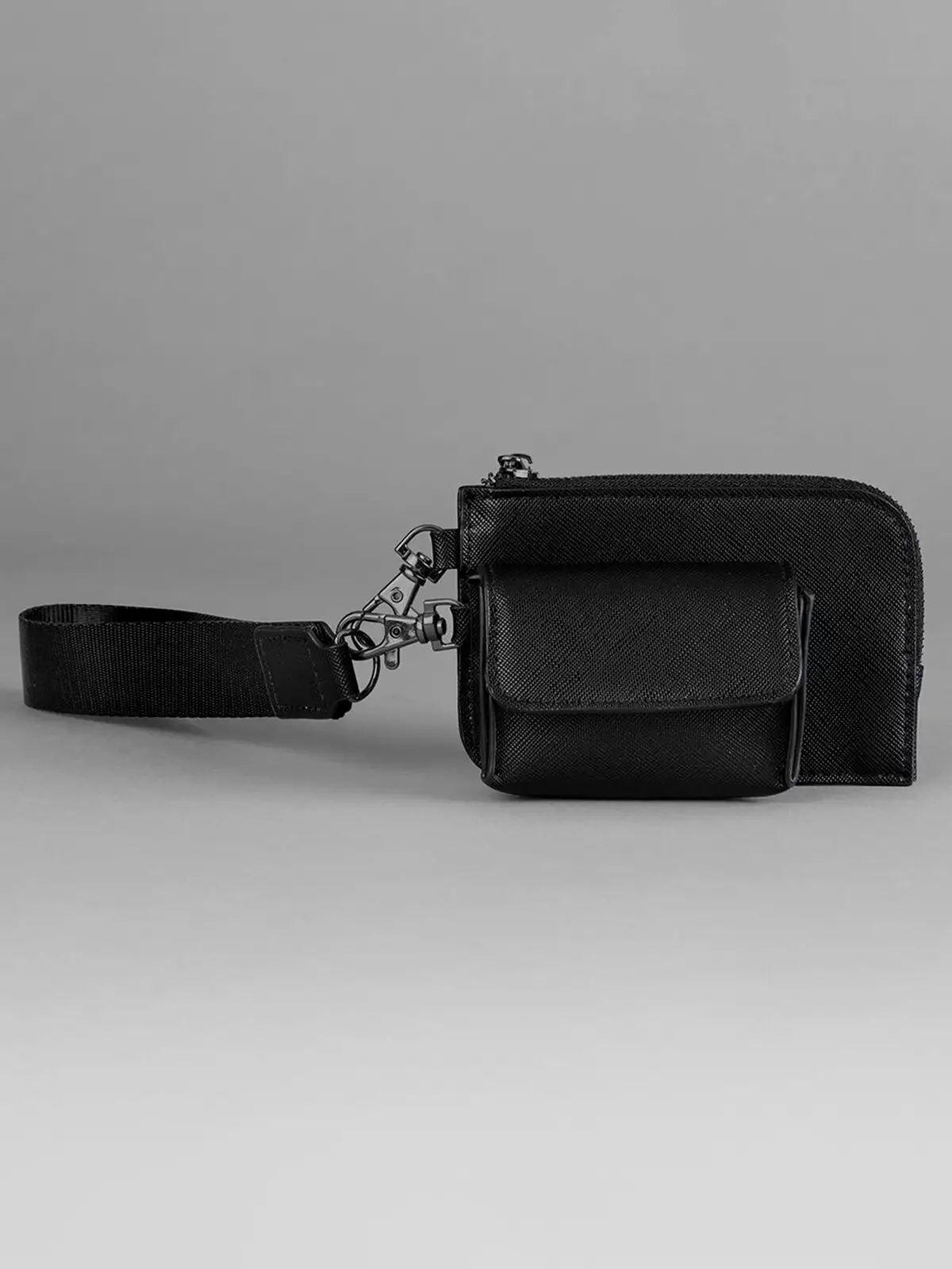 Immagine Boutique Pouch Wristlet
