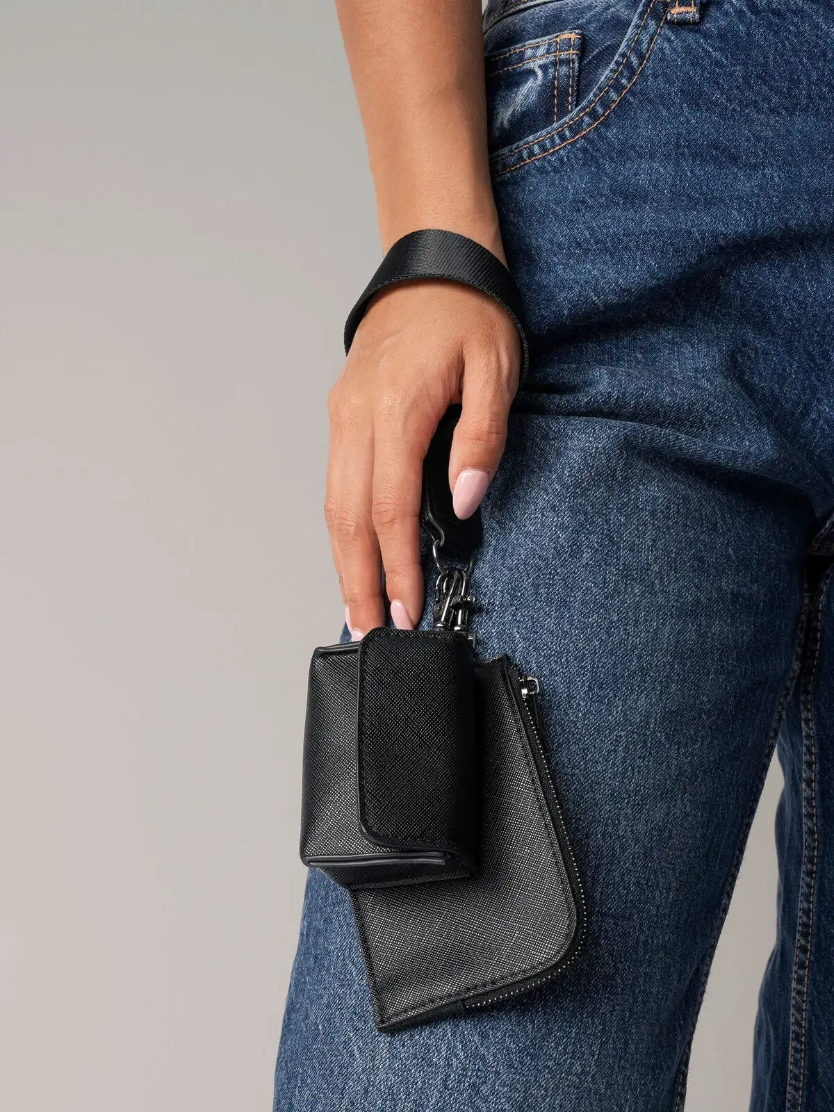 Immagine Boutique Pouch Wristlet