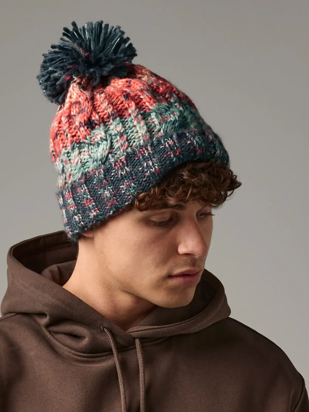 Immagine Corkscrew Pom Pom Beanie