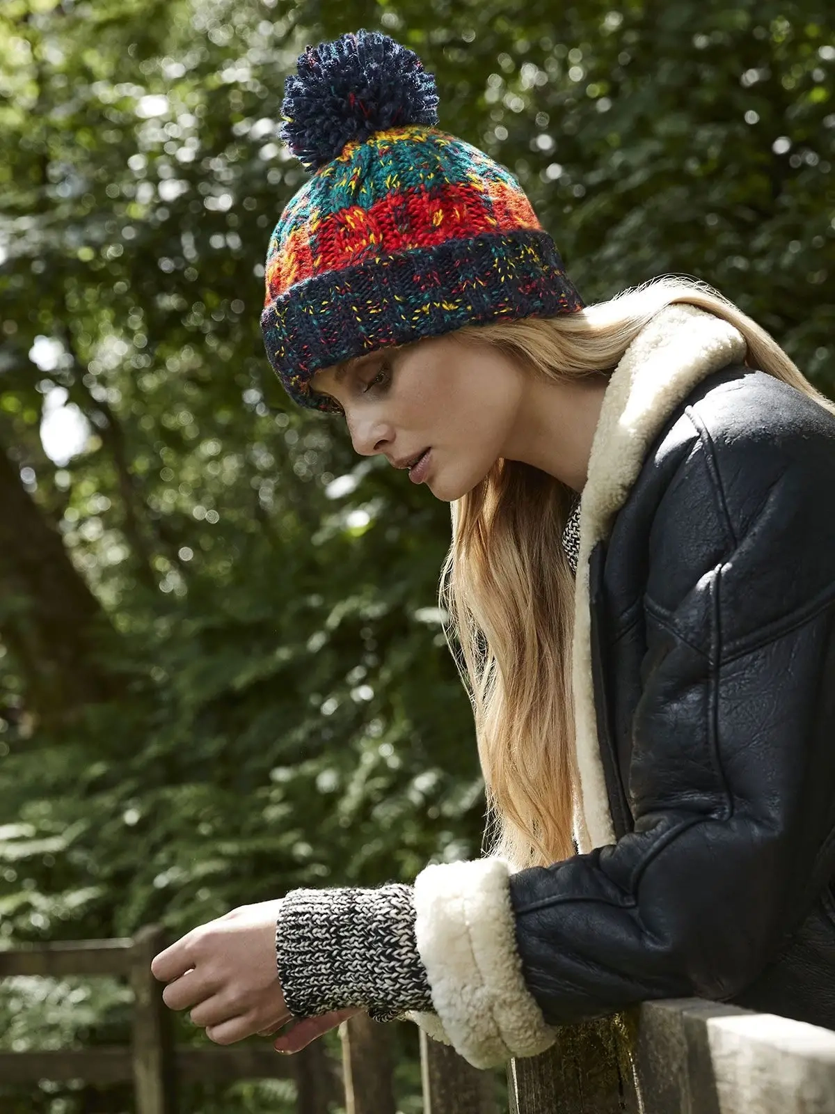 Immagine Corkscrew Pom Pom Beanie