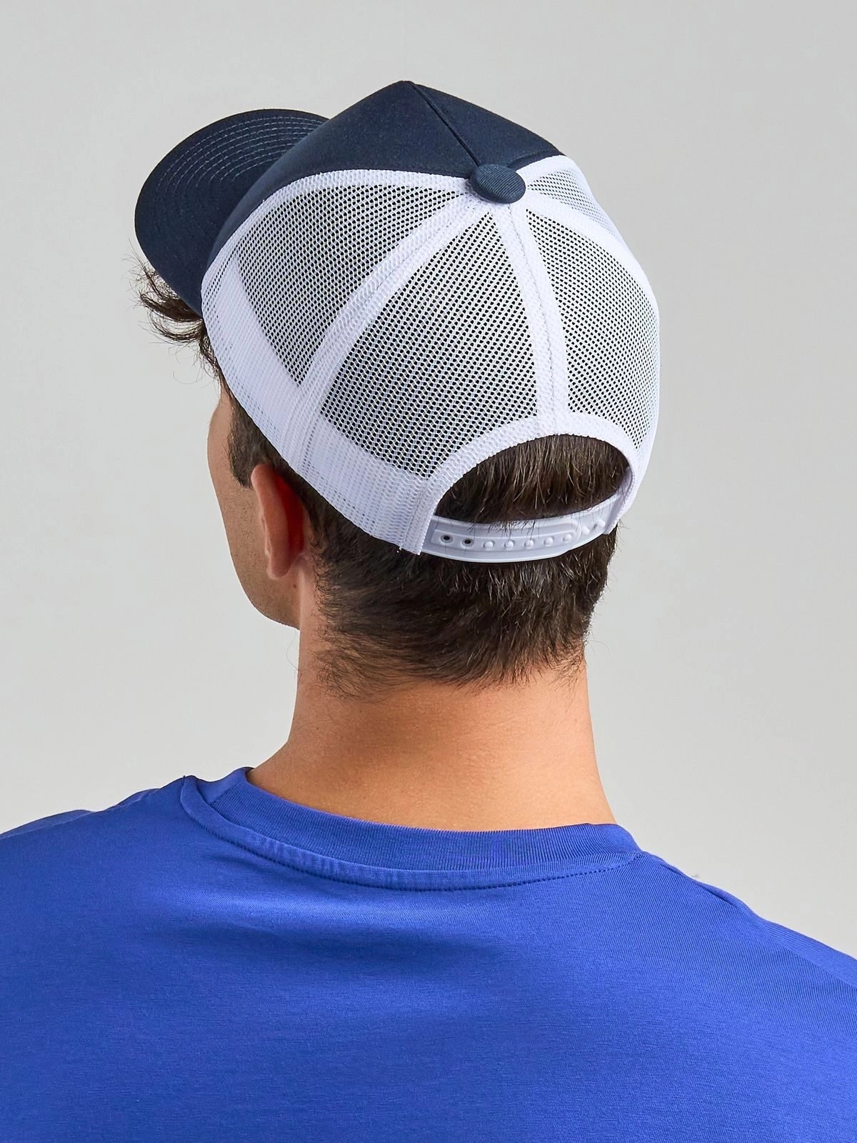 Immagine Cappello a 5 pannelli, pannello frontale strutturato, interno della visiera in plastica riciclata, chiusura snap-back, - Record-S
