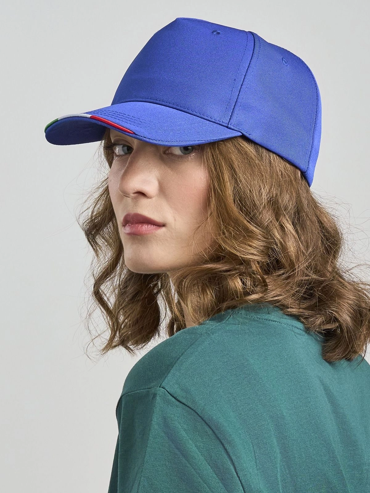 Immagine Cappello a 5 pannelli con profilo a contrasto nella visiera - Recy Five Italia