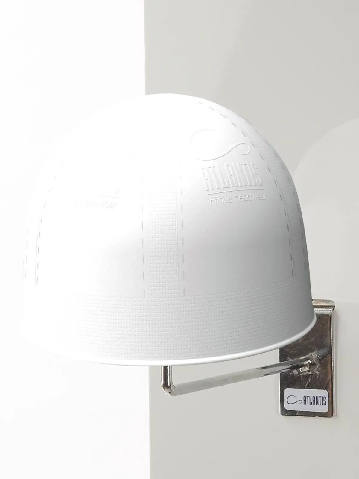 Immagine Atlantis adult plastic display