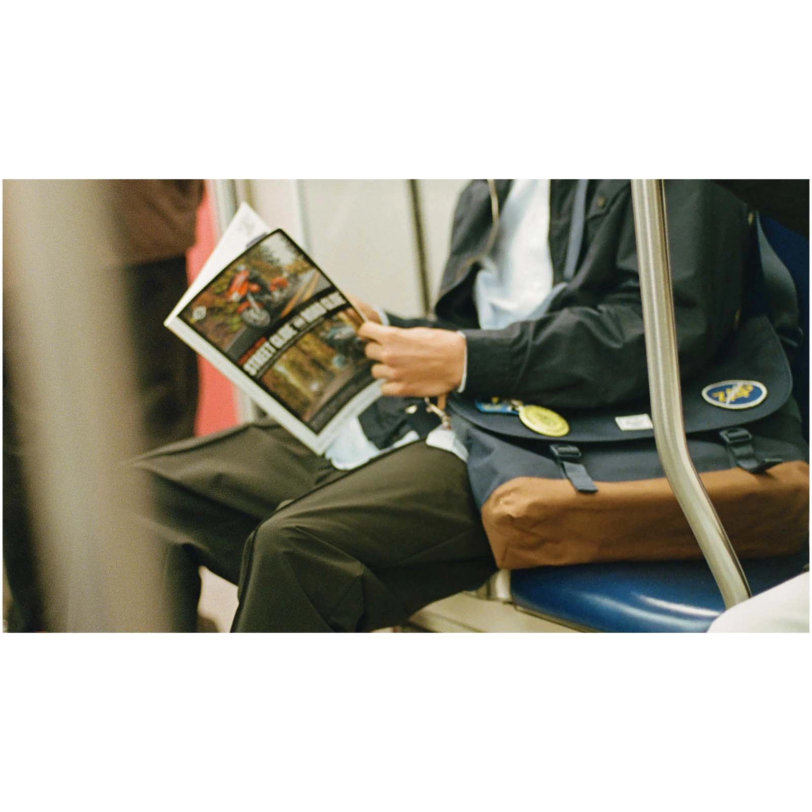 Immagine Borsa a tracolla in materiale riciclato da 22,5 litri Herschel Cove