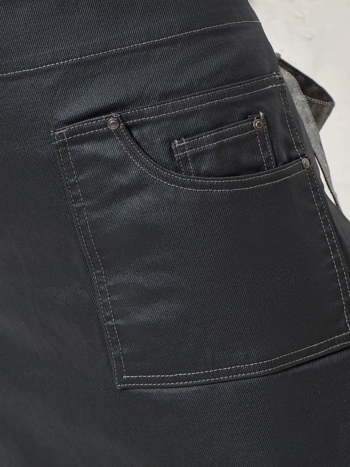 Immagine Division Waxed Look Denim Waist Apron