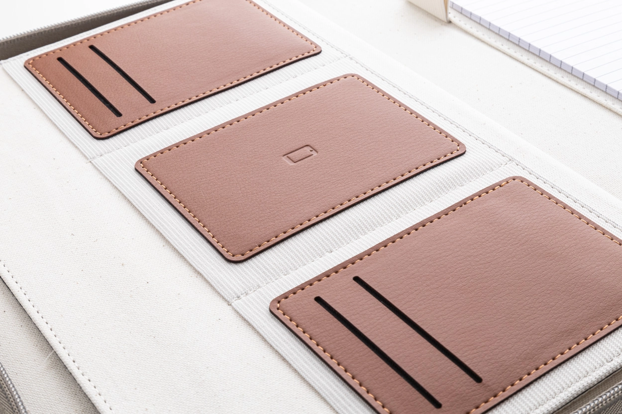 Immagine Carbasa Zip Portadocumenti in canvas riciclato