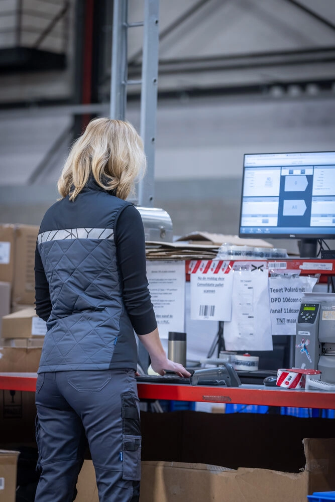 Immagine 7701 HI-VIS SMANICATO TRAPUNTATO LEGGERO DONNA