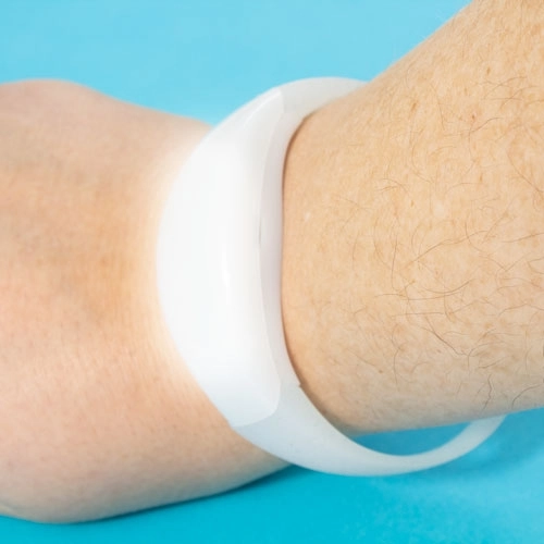 Immagine BRACCIALE VIP LUMINOSO CON LED 