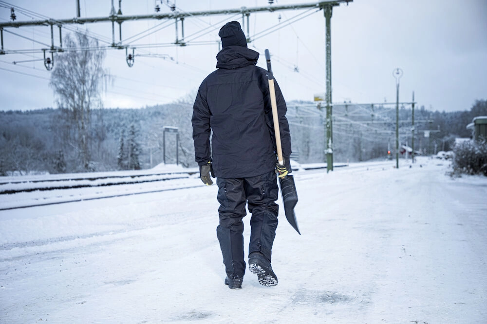 Immagine 9038 BEANIE INVERNALE