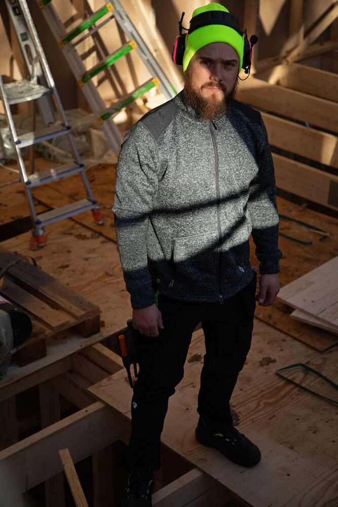 Immagine 9038 BEANIE INVERNALE