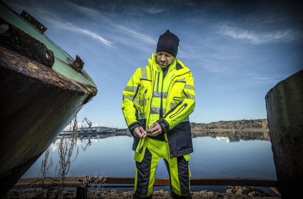 Immagine 9038 BEANIE INVERNALE