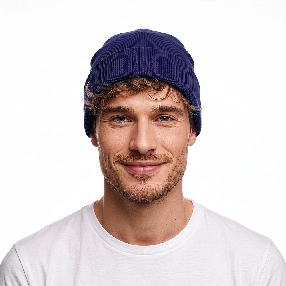 Immagine Cappellino in maglia 100% acrilico a filo unico (45 g) modello 