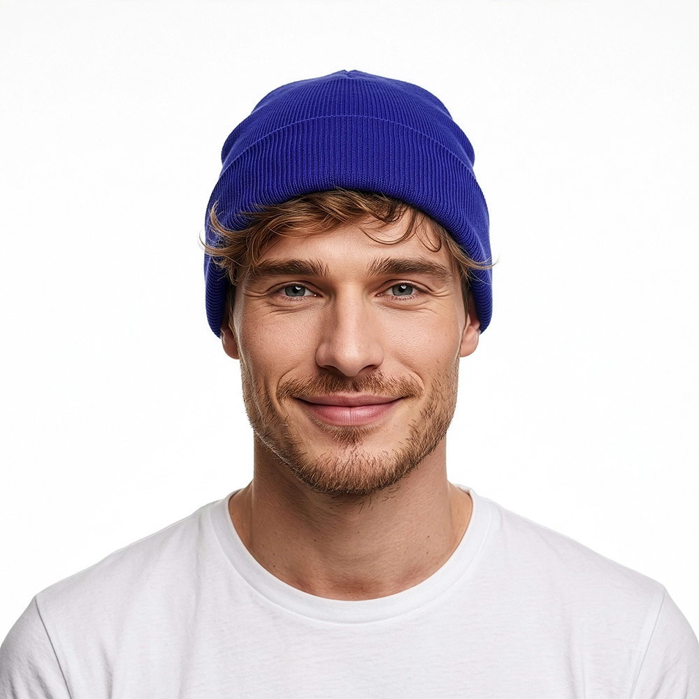 Immagine Cappellino in maglia 100% acrilico a filo unico (45 g) modello 