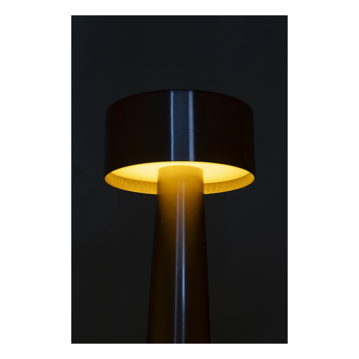 Immagine Flanagan Oro Lampada da tavolo