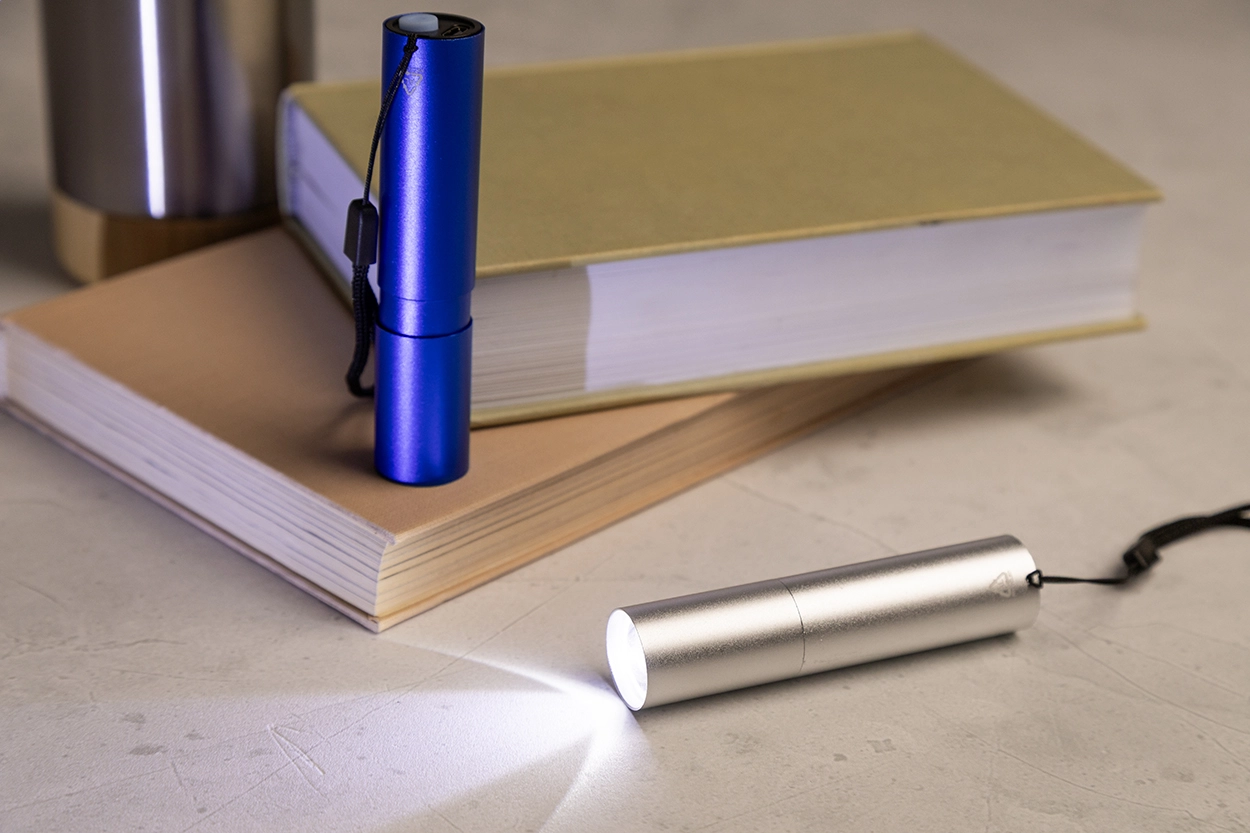 Immagine Chargelight Tone Torcia ricaricabile in alluminio riciclato