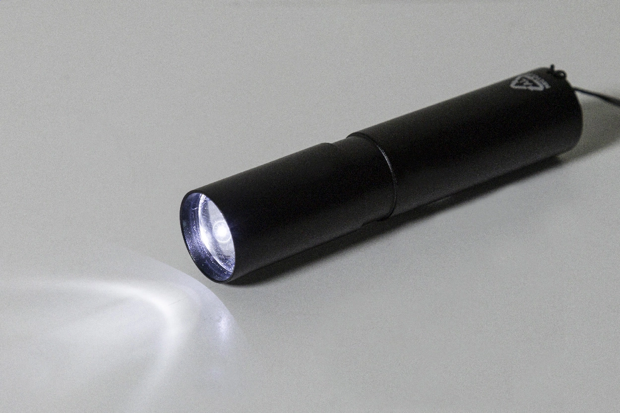 Immagine Chargelight Tone Torcia ricaricabile in alluminio riciclato