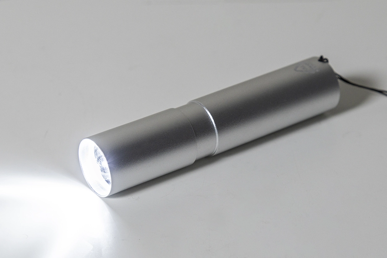 Immagine Chargelight Tone Torcia ricaricabile in alluminio riciclato