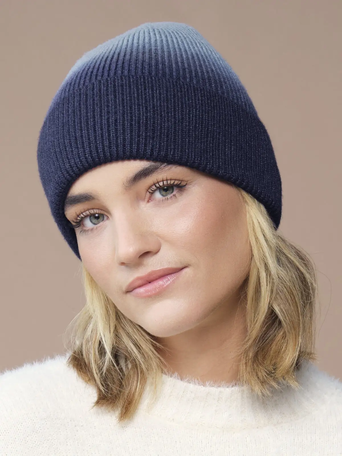 Immagine Berretto Dip Dye