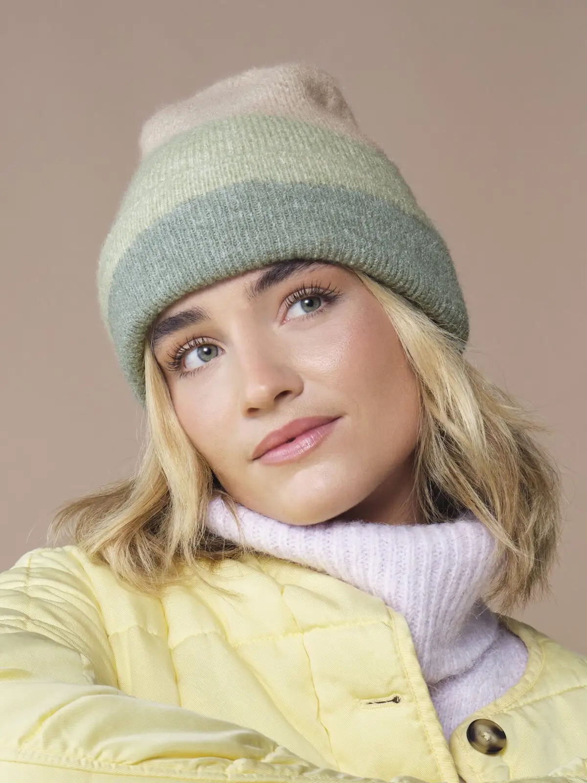 Immagine Berretto con onde morbide