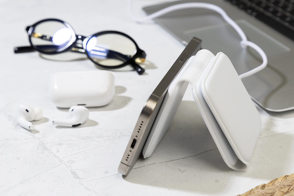 Immagine FolCharge Caricabatterie wireless in RABS 3in1