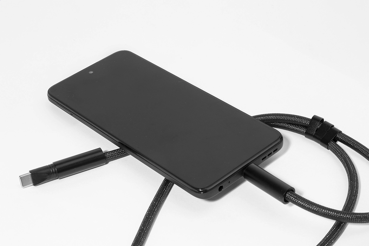 Immagine HolCharge Cavo da 60 W con lanyard portacellulare in RPET