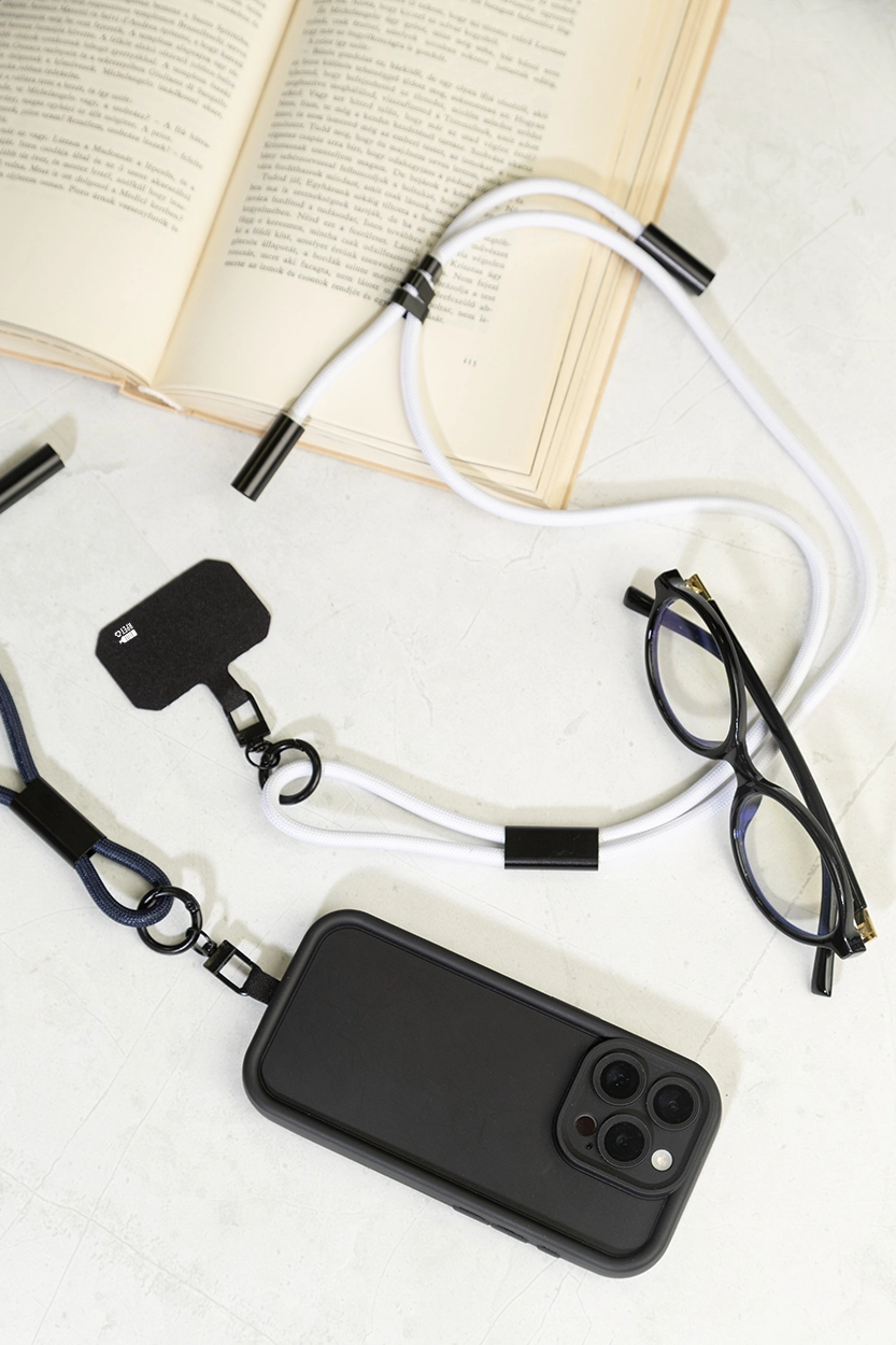 Immagine HolCharge Cavo da 60 W con lanyard portacellulare in RPET