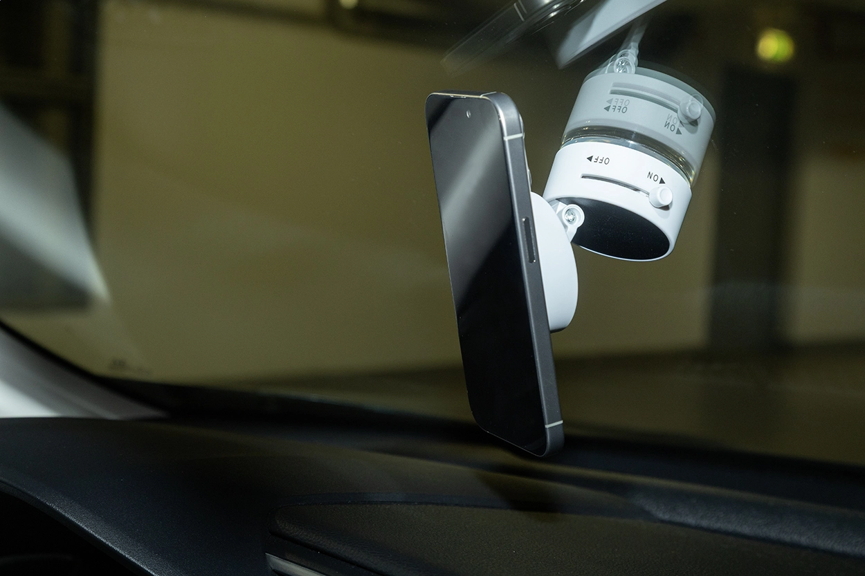Immagine RaboMag Supporto porta cellulare in RABS per auto